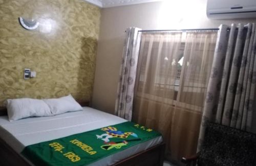 Abomey Hotel | Bois vert Hôtel