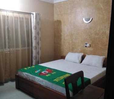 Abomey Hotel | Bois vert Hôtel