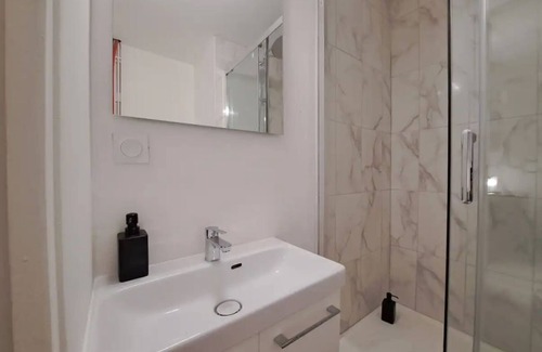 Reims City Centre Apartment | Bologne, Studio Climatisé