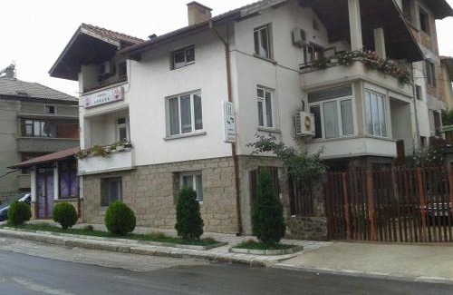 Panagyurishte House | Bonbon Guest House