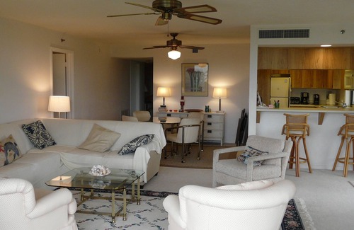Bonita Springs Apartment | Bonita Beach 2 Bdrm condo with wrap around Lanai