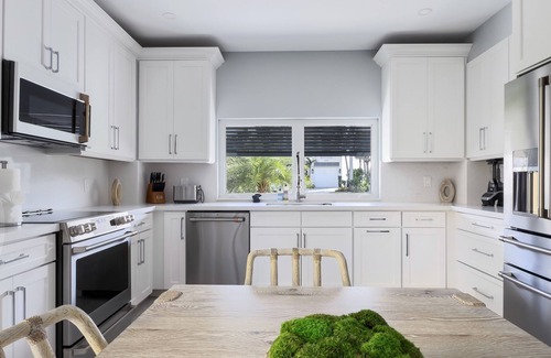 Bonita Springs House | 🏖 Bonita Beach Luxury – 4BR 3BA Home Just 300ft to Sand and Ramp 🚤🐬