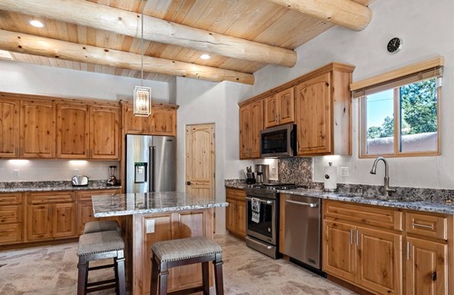 Northeast Santa Fe House | Bonita - Spacious Home, Walk to the Plaza