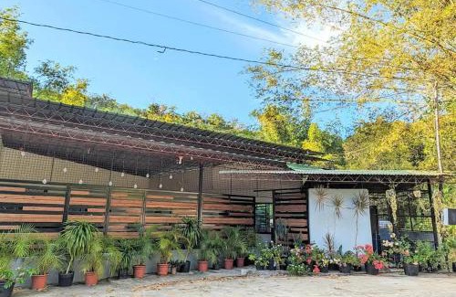 Larena House | Bonjorge Homestay- Helen, Larena,Siquijor