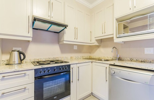 Stellenbosch Central House | Bonne Esperance Boutique Guest House and Studio Apartments