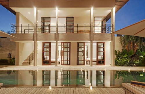 Bukit Villa | Book 3 Bedrooms, Stay at Large 4 Bedrooms Luxe Pool Villa, Daily staff service