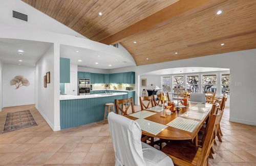 Granite Shoals House | Book 3 get 1 night FREE SlideAway Cove: Waterfront Retreat w/Slide!