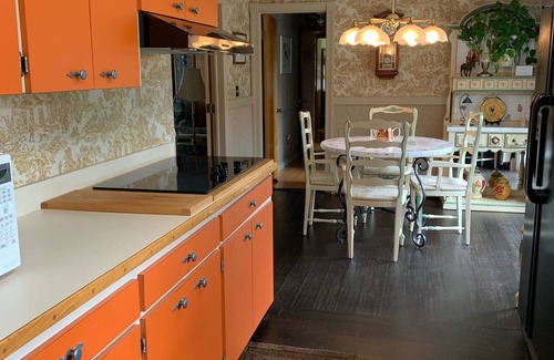 Au Sable Forks House | Book now for fall foliage. Whiteface Gondola! Plan a quiet getaway.