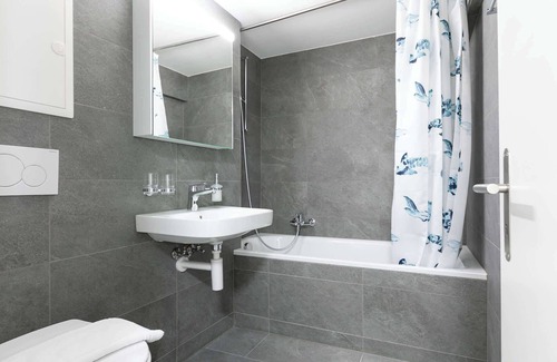 St. Gallen Apartment | book2stay 1.5-room apartment #3 Hirschberg up to 2 persons