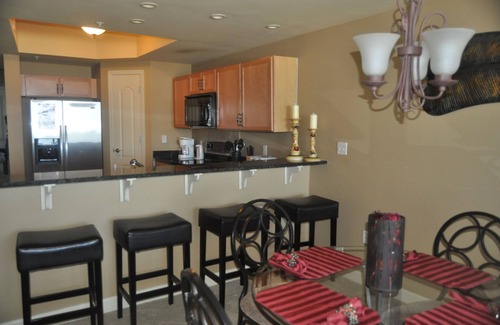 Gulfport Condo | Booking now for Fall and Holidays,. over 250 5 star reviews