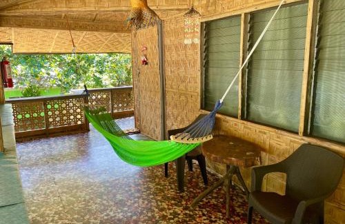 Mambajao Bed & Breakfast | Borbon's Treehouse By the Sea