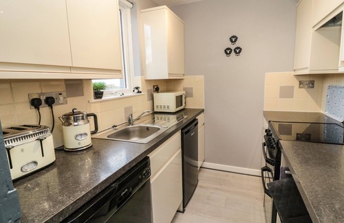 Jedburgh Cottage | BORDERS COTTAGE, pet friendly, character holiday cottage in Jedburgh