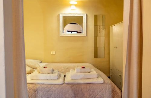 Santa Croce Apartment | Borgo Allegri Apartment