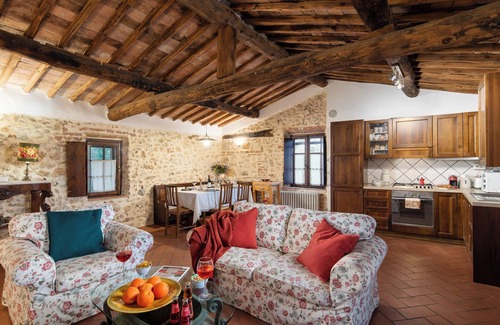Simignano House | Borgo dei Fondi – Tuscan Oasis with Pool, Just Minutes from Siena