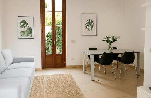 Travedona-Monate Apartment | Borgo del 1700- 5 posti letto e patio
