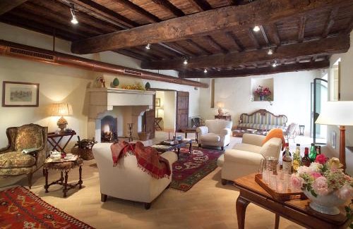 Poreta House | Borgo Della Marmotta