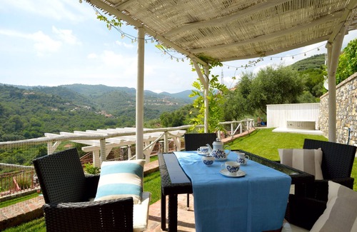 Diano San Pietro House | Borgo house: relaxation mini private pool and garden