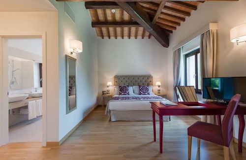 Castel Giorgio Hotel | Borgo La Chiaracia Resort & SPA