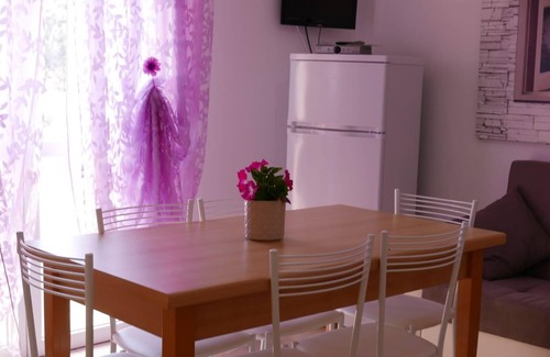 Bibione Apartment | Boschetto two-room flat with air conditioning a few steps away from the beach