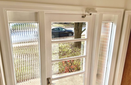 Westwood Apartment | Botanical Beautiful; Pet Friendly; 6 Miles to UCMC. Perfect For Long Term Stays
