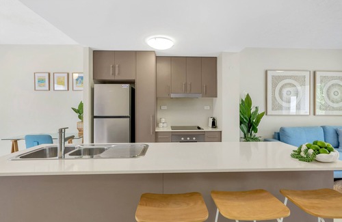 Edge Hill Apartment | Botanical- Edge Hill Village