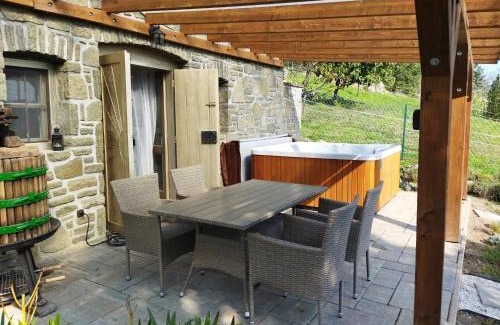 Tihany Apartment | Boti Hill Natural