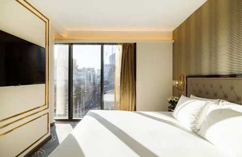 Portsoken Hotel | Botolph Junior Suite at Hotel Saint—Near British Museum, Somerset House, & More