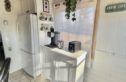 Breezy Point Cabin | Boulder Rock Bungalow on Birchwood in Breezy ➳ Close to Everything