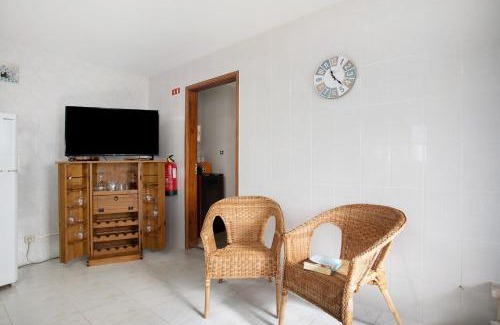 Caldas da Rainha House | Bouros's Cliff