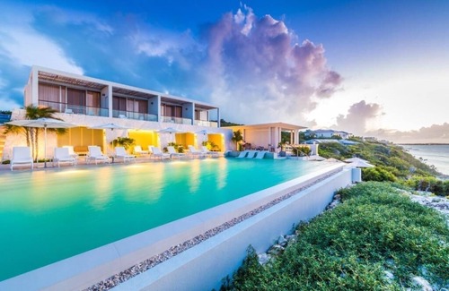 Providenciales Hotel | Boutique Villa w/Stunning Coastal Views Minutes from the Beach
