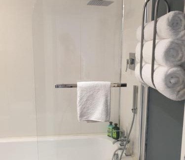 St. Davids Apartment | Boutique Coastal appt nr Edinburgh