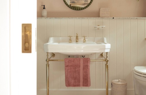 Selkirk Cabin | Boutique Hideaway in the Heart of Scotland’s Yarrow Valley
