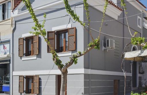 Pythagorion Apartment | Boutique Home in Beating Heart of Pythagorion