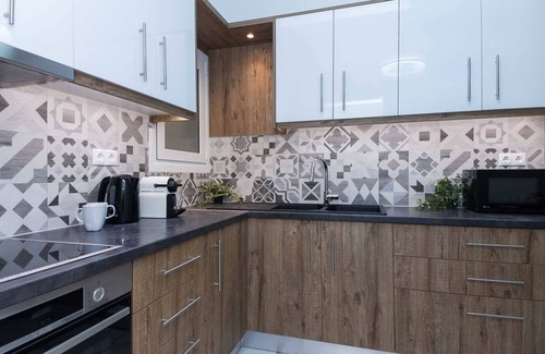 Ano Patisia Apartment | Boutique Stylish 1 Bd Apt in Patisia with Balcony