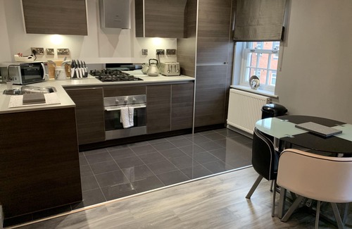 Worcester Apartment | Boutique Suites Worcester - Diglis Suite