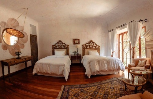 Antigua Guatemala Bed & Breakfast | Boutique Zahar Stay, Pool in Antigua