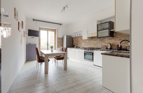 Bovisa Apartment | Bovisa Politecnico - Spacious Apt. with balcony!