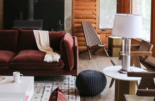 Lester Beach Cabin | Bowerbird Stays Cozy Log Cabin