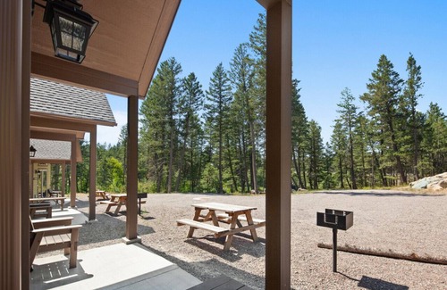 Columbia Falls Cabin | Bowman Cabin at 406 Glacier Cabins