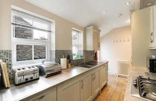 Ambleside House | Bowman Cottage