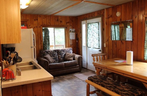 Deer River Apartment | Bowstring Shores Resort - Deer River, MN