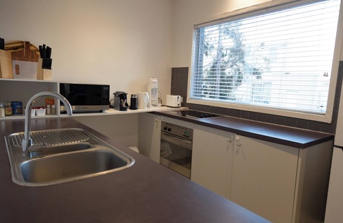 Box Hill House | Box Hill Getaway - 2 minutes walk from Box Hill Central