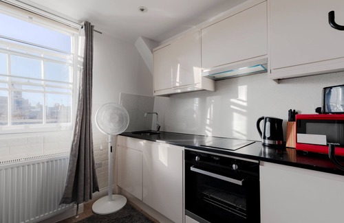Bryanston and Dorset Square Apartment | Box twin Studio Baker Street London G10