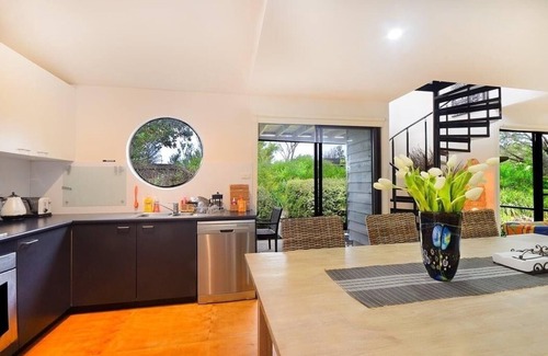 Culburra Beach House | Boyds Beach House - Beachfront, Dog Friendly, Fireplace, Free wifi