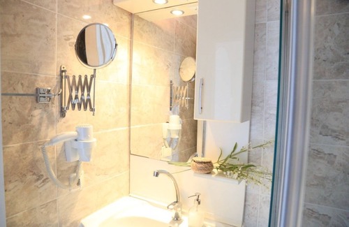 Bozburun Hotel | Bozburun Pembe Yunus Hotel