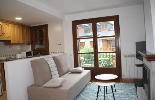 Benasque Apartment | BPIRINEOS-Parque Los Tilos 1