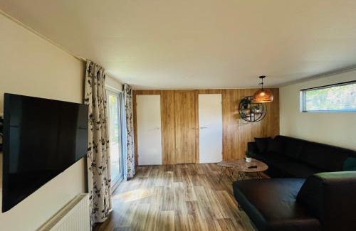 Municipality of Geldrop-Mierlo Ski Chalet | BPW 1511 - Bospark t Wolfsven