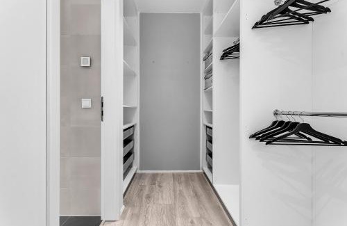 Hliðar Apartment | Bríetartún 11