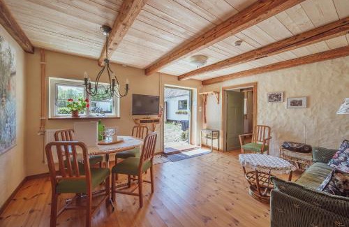 Brosarp Apartment | Brösarp Källagården Stora Gårdslägenheten