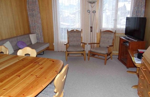 Lenk Apartment | Brüggmatte 1. St. Ost